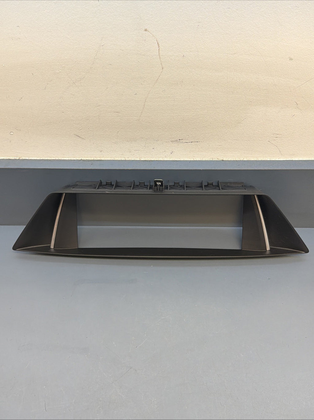 2013-15 BMW E84 Center Display Screen 8.8" Trim Bezel OEM 9257640