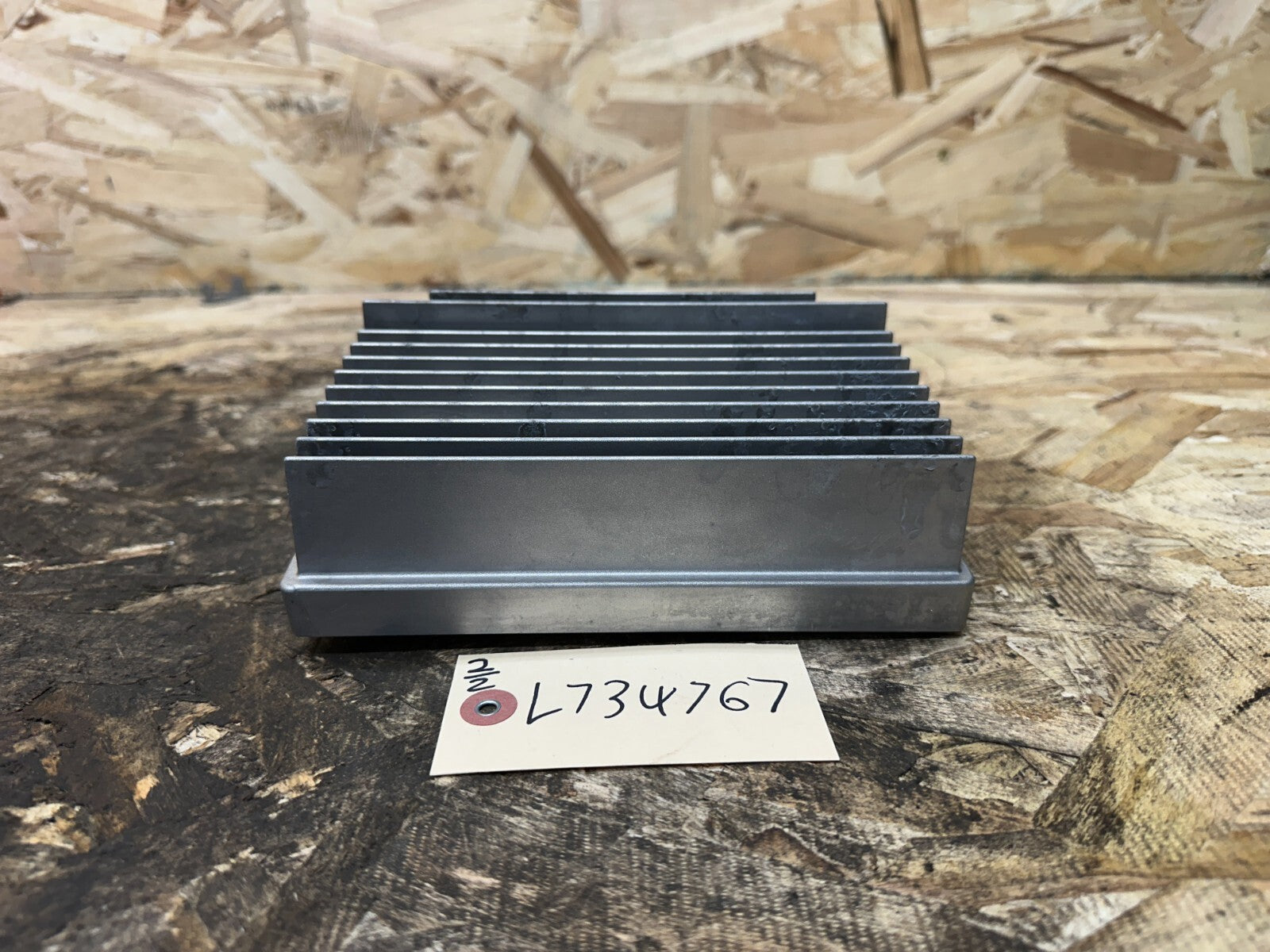 BMW 2011-2014 F25 X3 HiFi RADIO AMP AUDIO AMPLIFIER OEM 9257121