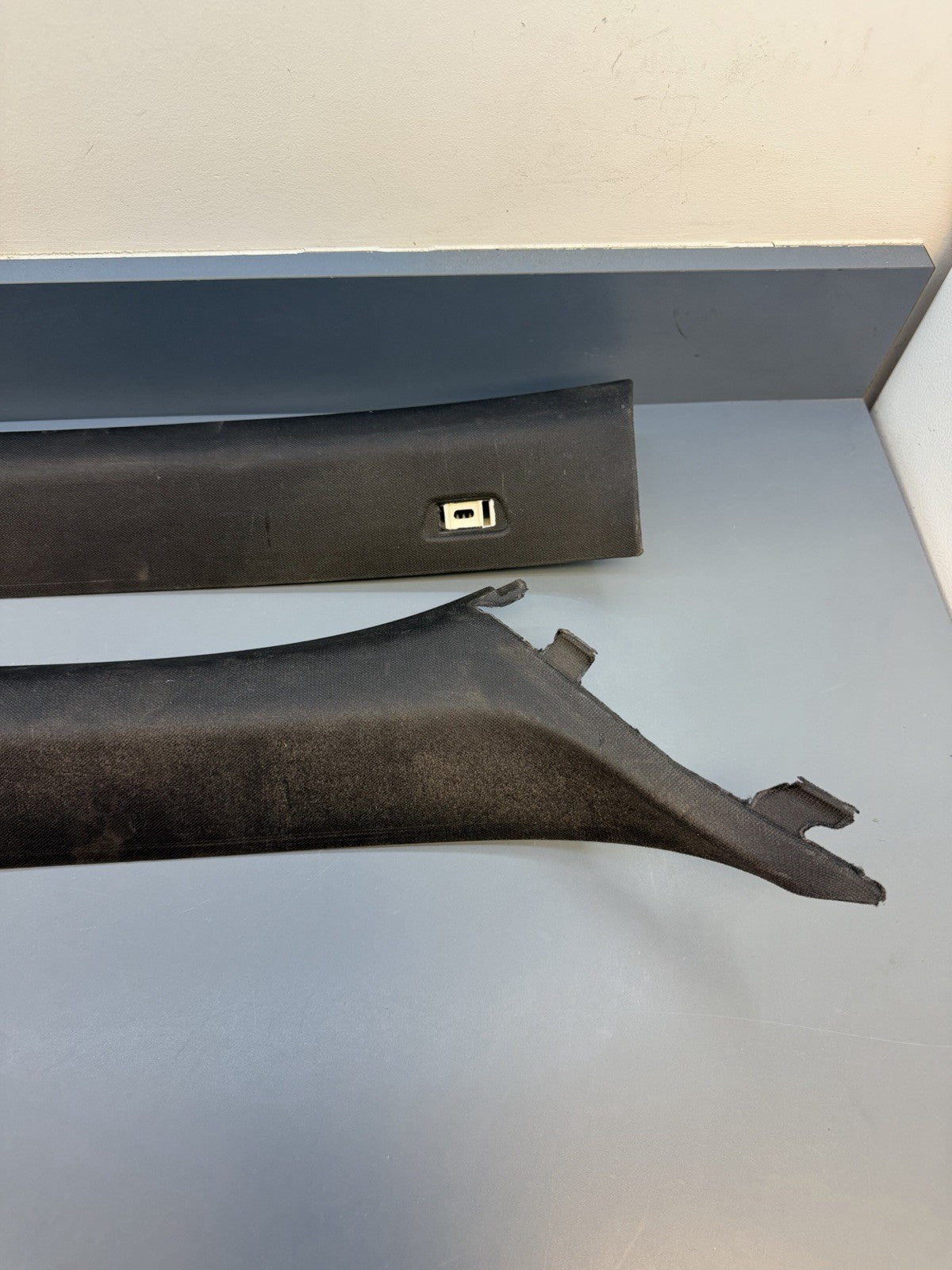 09-15 BMW F01 F02 750LI FRONT LEFT & RIGHT A-PILLAR TRIM COVER 7112735 7112736