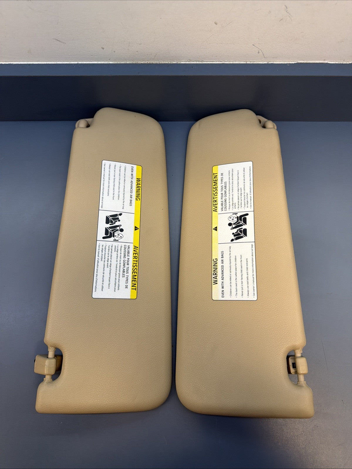 2012-2015 BMW X1 E84 BEIGE LEFT RIGHT SUN VISOR SET 7252056 7252055