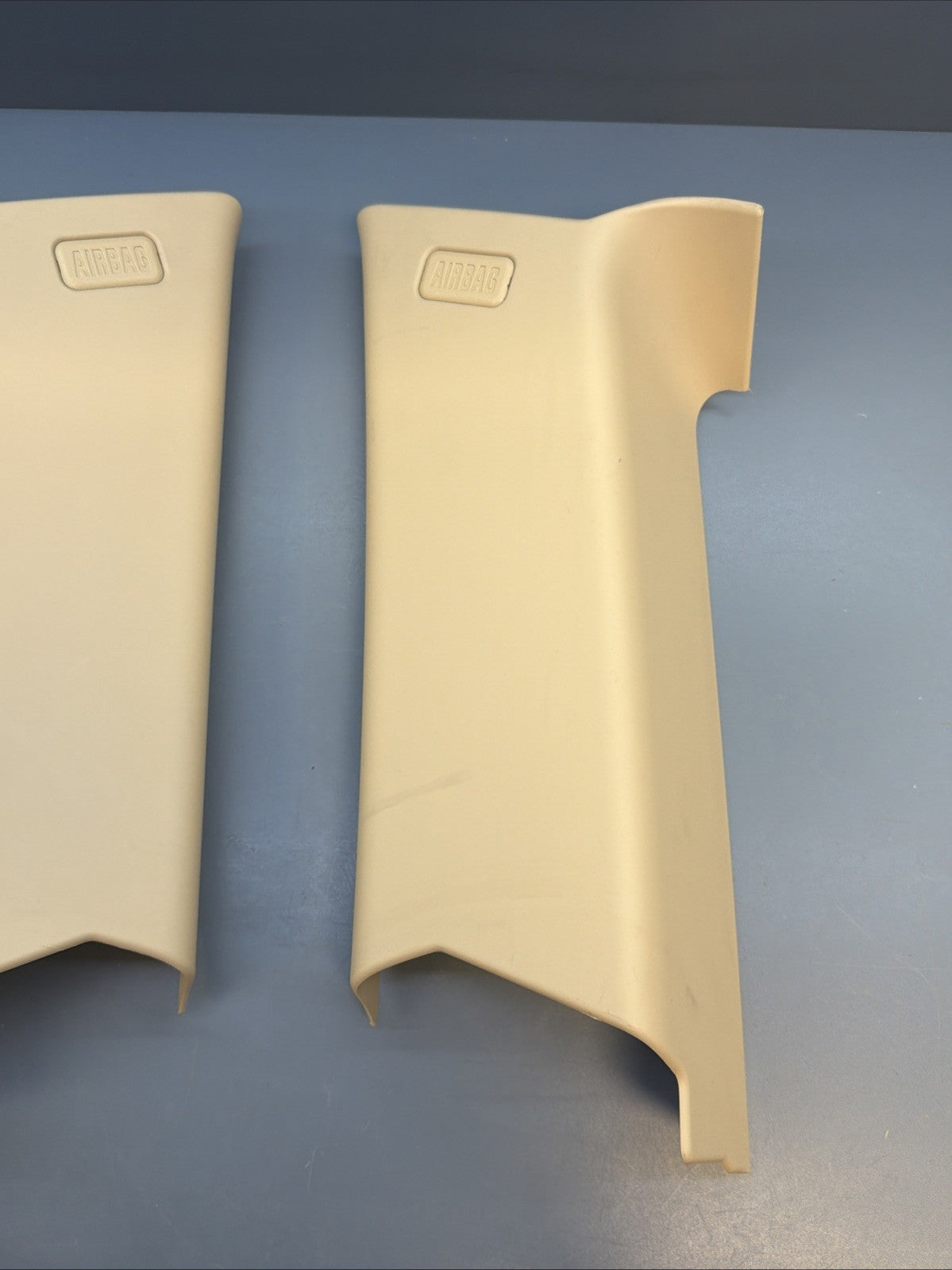 BMW 3 Series E91 Touring C Pillar Trim Panel Cover Pair Beige 7117475 7117476