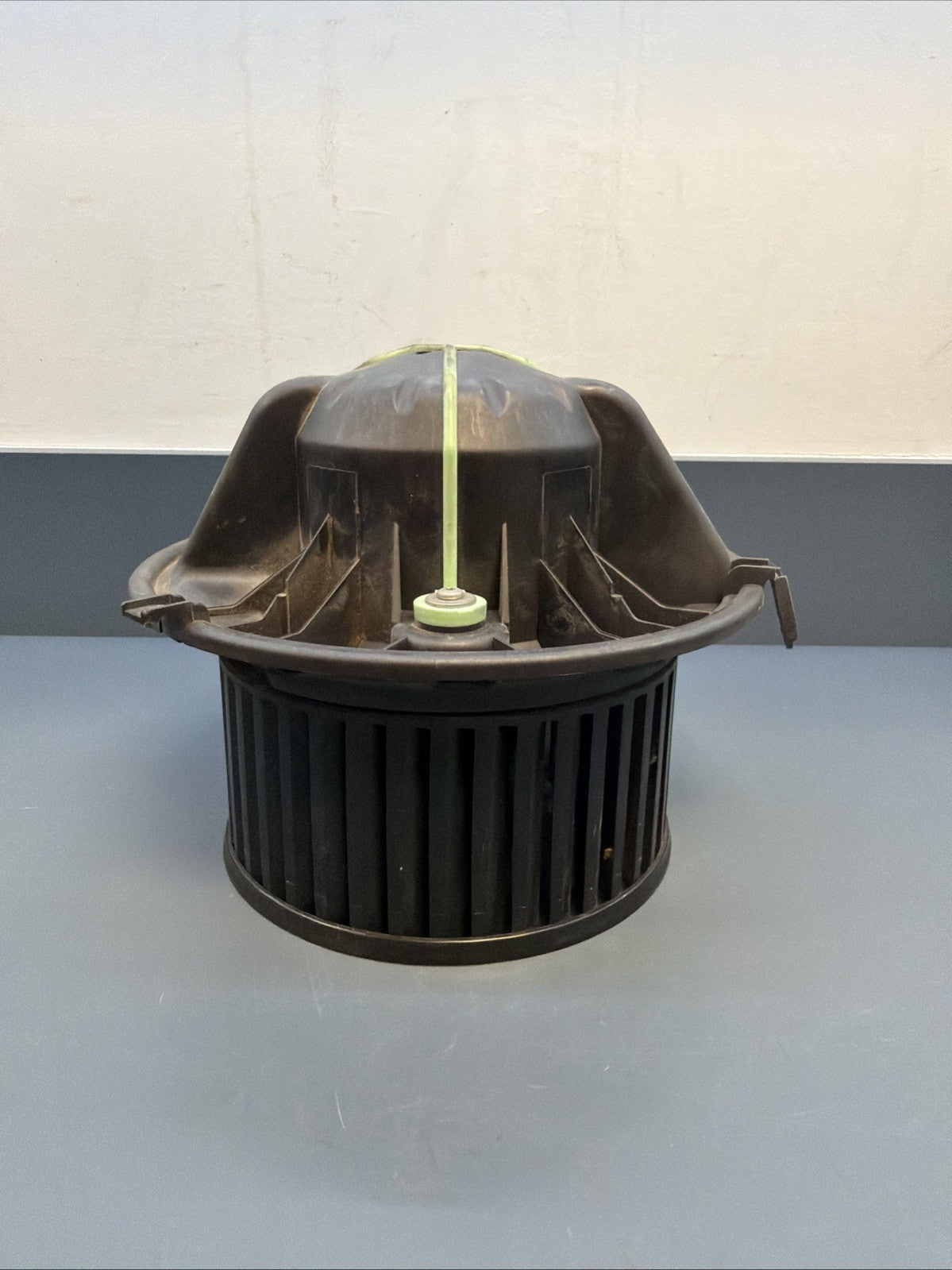06-13 BMW E90 E92 128i 135i 328i Z4 Heater Blower Motor Assembly 985465S OEM