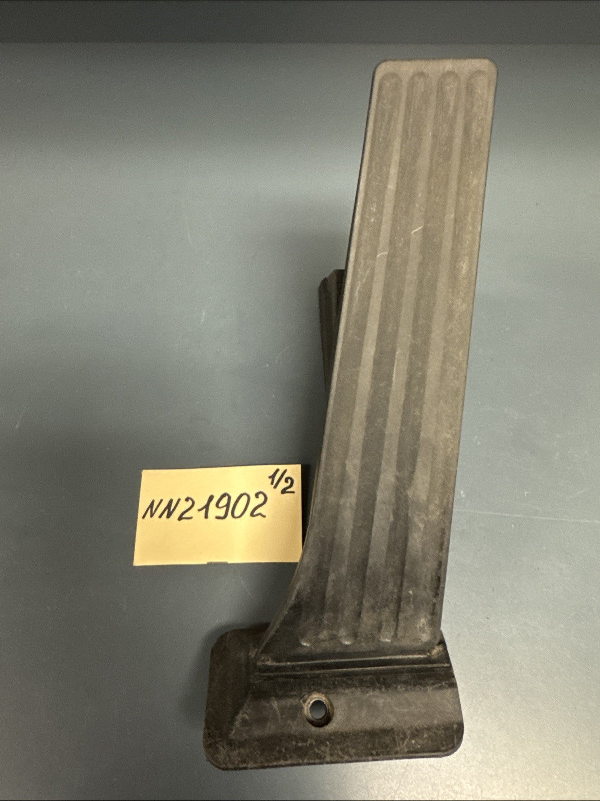 11-16 BMW E60 E88 E90 F10 F30 F36 FLOOR ACCELERATOR FOOT GAS PEDAL 6789998