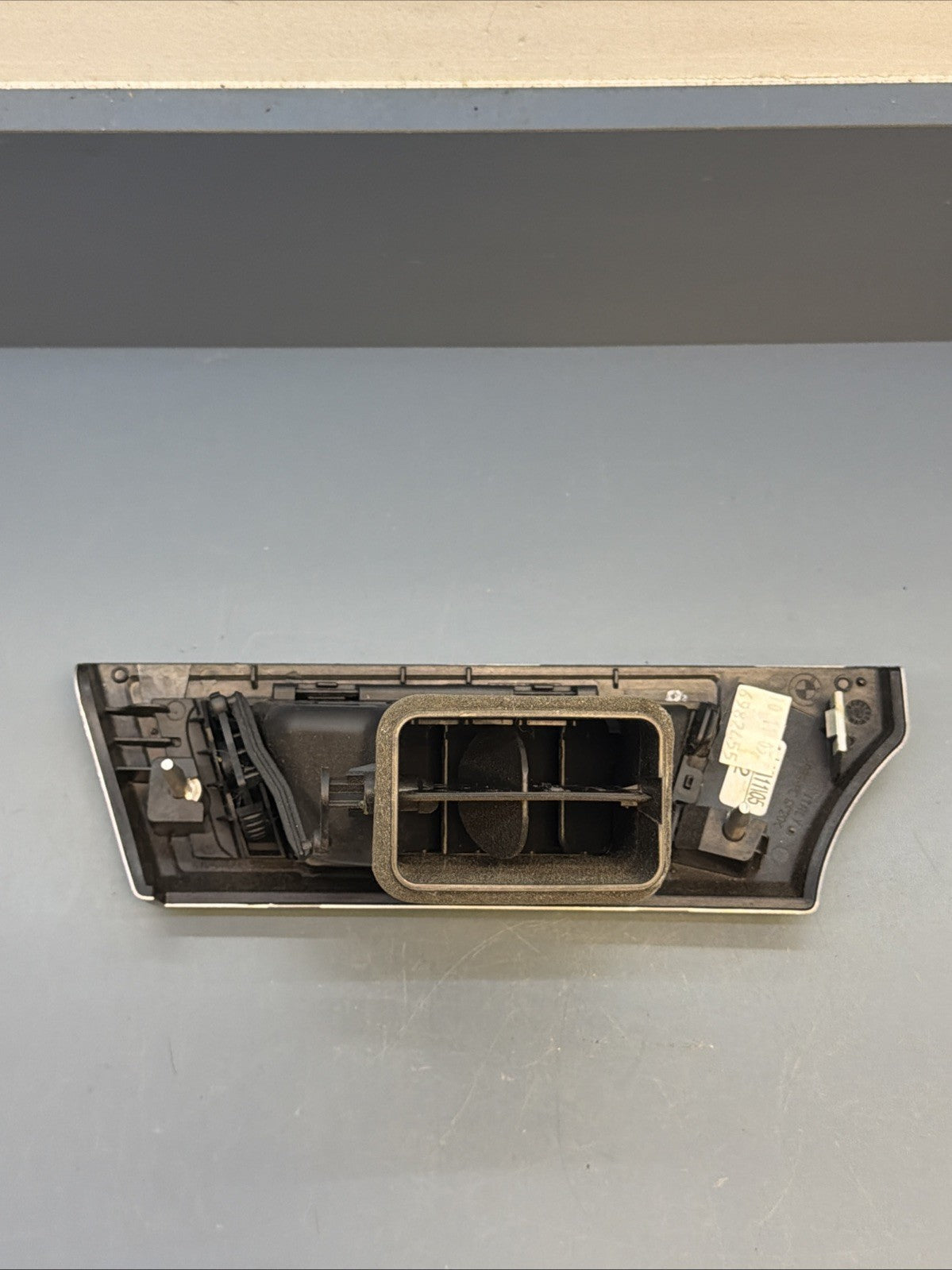 BMW OEM E90 E91 front driver left air vent brushed aluminum silver trim 6922633
