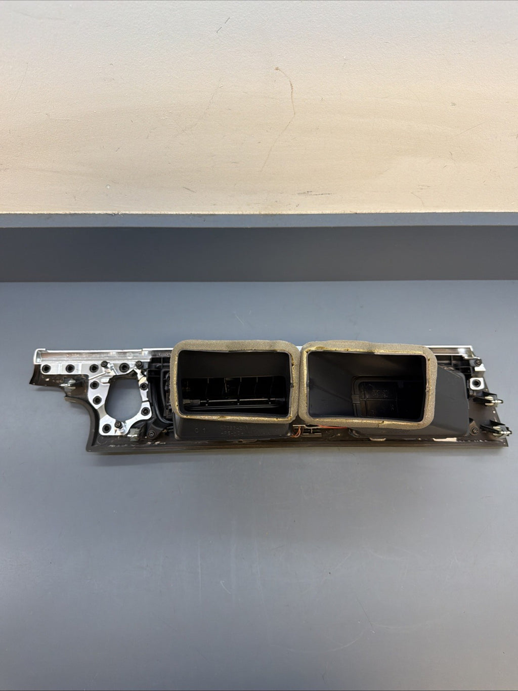 2012-2018 BMW 650i 640i F12 F06 Front Center Dash Air Vent Panel Trim  9197515