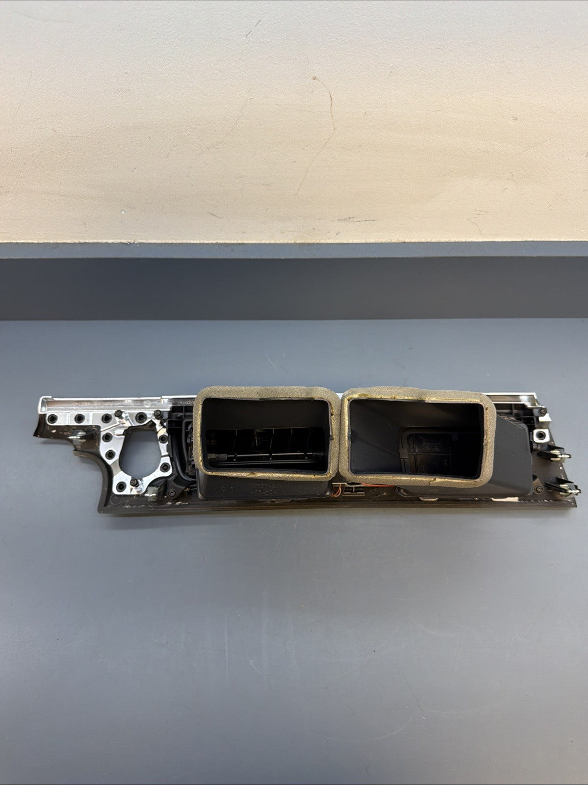 2012-2018 BMW 650i 640i F12 F06 Front Center Dash Air Vent Panel Trim  9197515