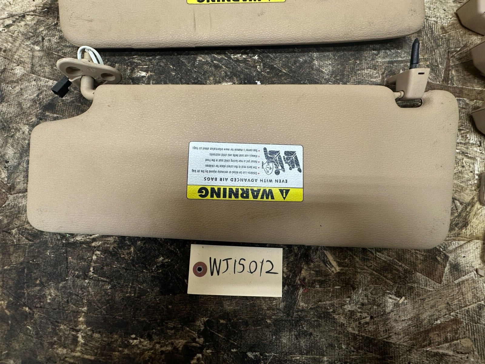 BMW 2003-2010 SUN VISOR+GRAB HANDELS+READING LIGHTS OEM 6962046+201222012+VISOR