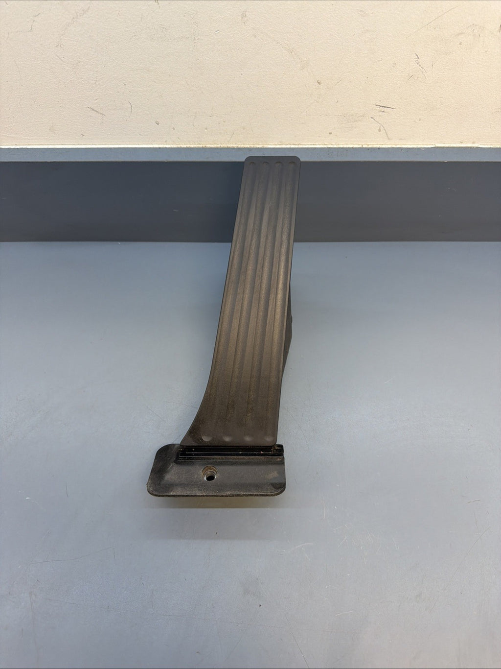 07-14 Bmw 328i 335i E90 E92 E93 Gas pedal Accelerator With Sensor OEM 6852644
