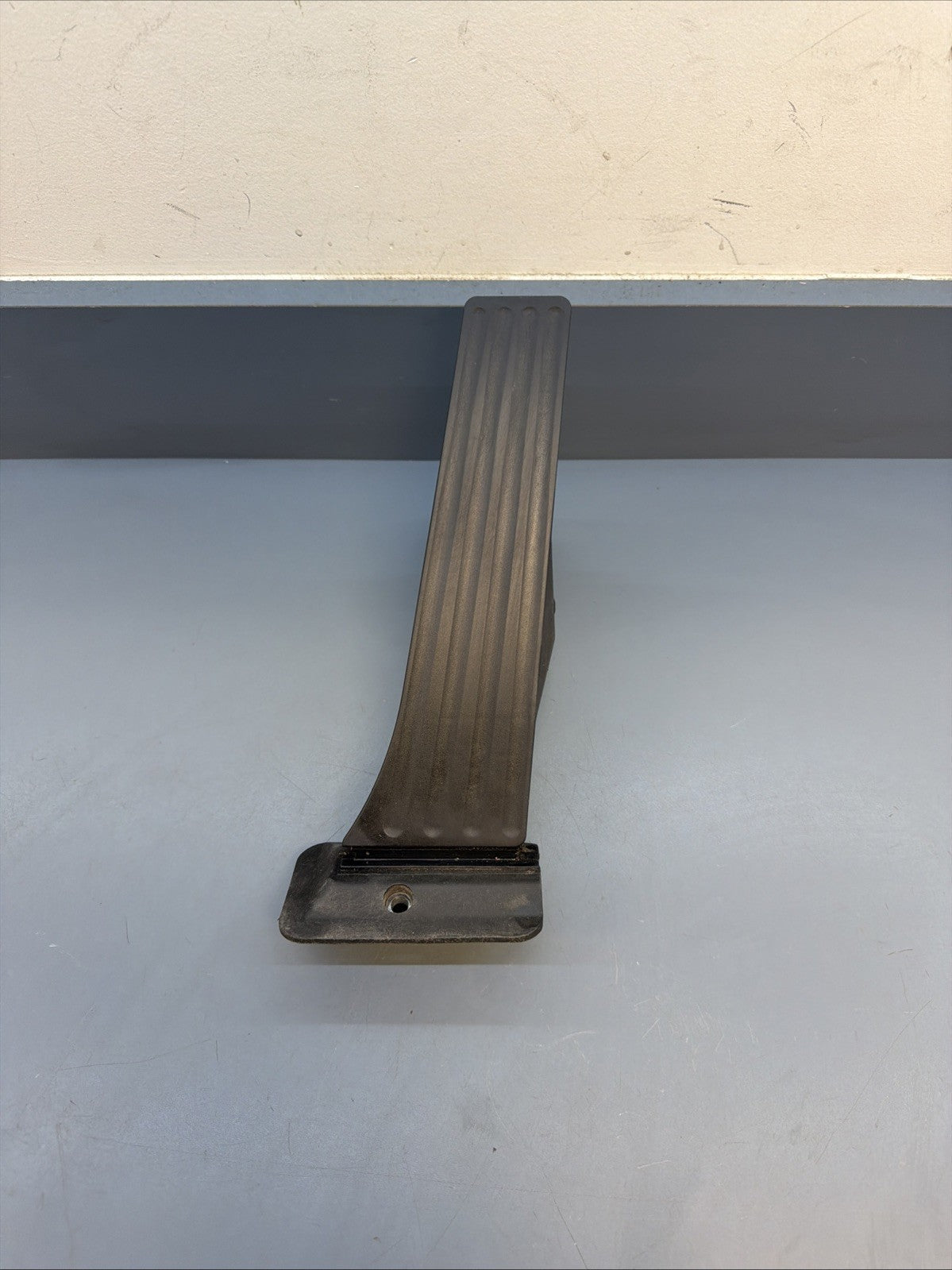 07-14 Bmw 328i 335i E90 E92 E93 Gas pedal Accelerator With Sensor OEM 6852644