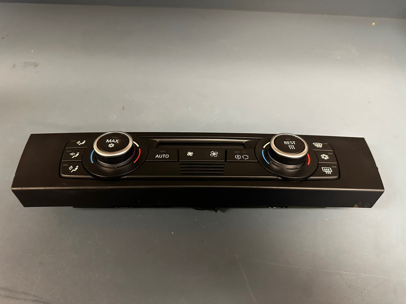Bmw E90 Front Center Console Ac Climate Temperature Control Oem 9162983