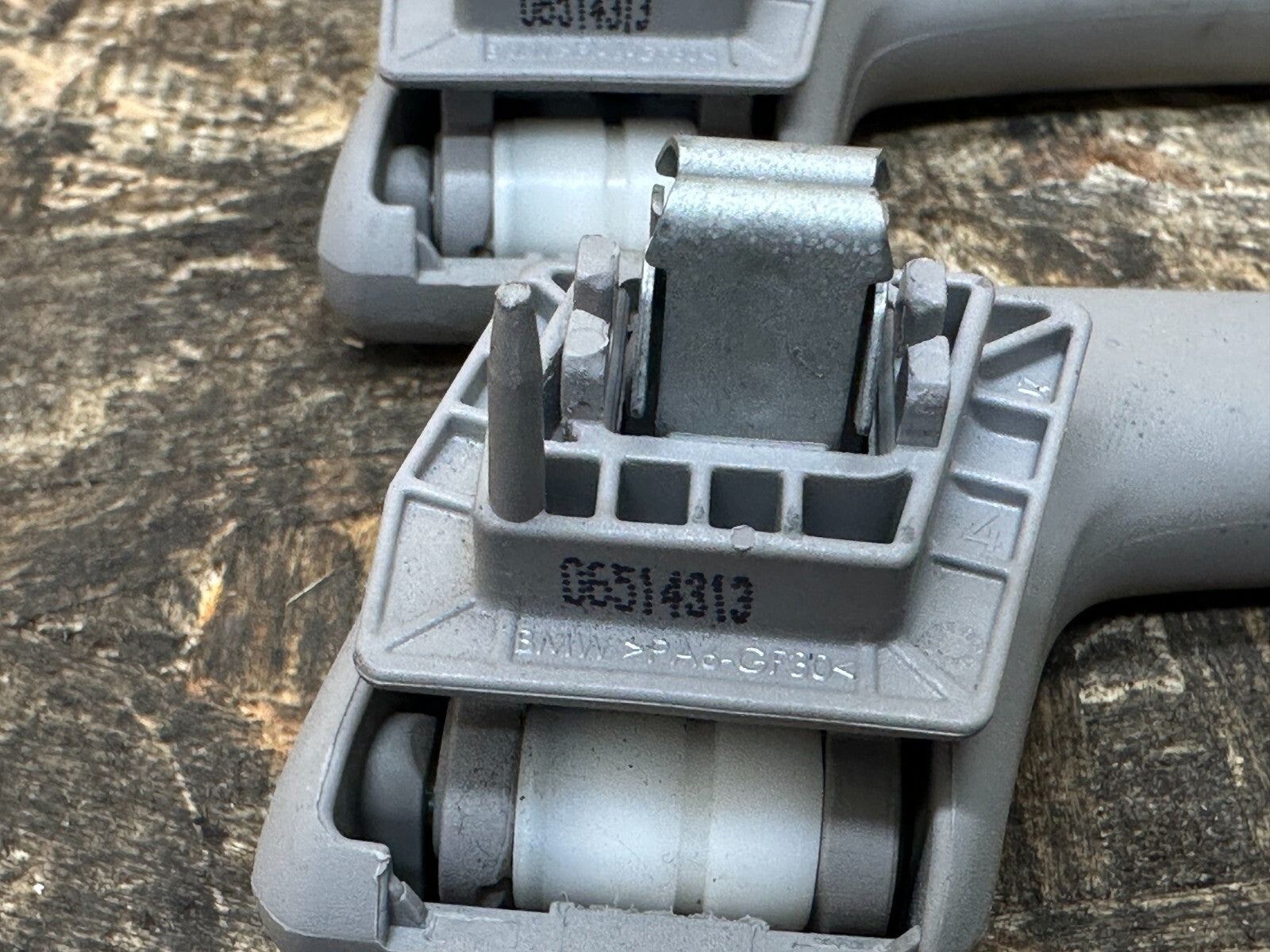 BMW 2012-2019 F30 LIGHT GRAY GRAB HANDEL SET OF 4 OEM