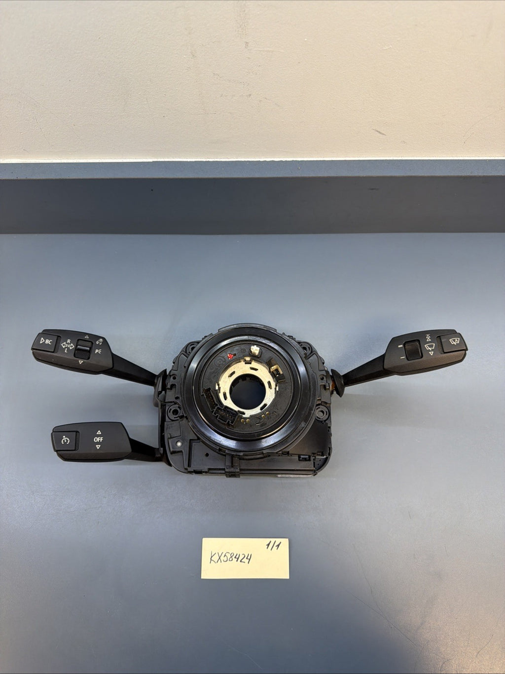 06-13 BMW E90 E92 328i Steering Column Switch Clockspring Clock Spring 9121901