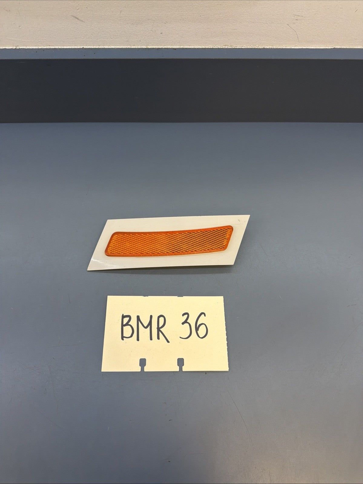 2007-2013 BMW X5 Front Fender Side Marker Light RH 7162548 OEM