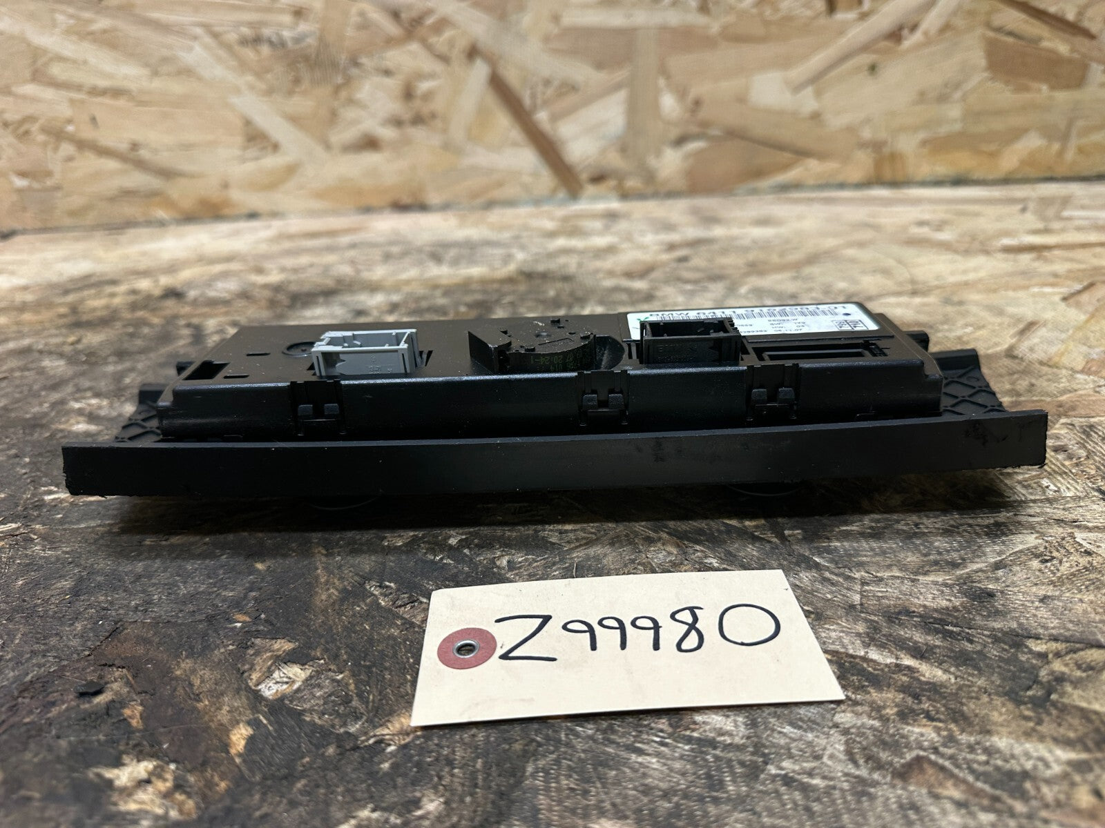 BMW 2006-2012 E90 BROKEN FOR PARTS CLIMATE CONTROL SWITCH PANEL OEM 9162983