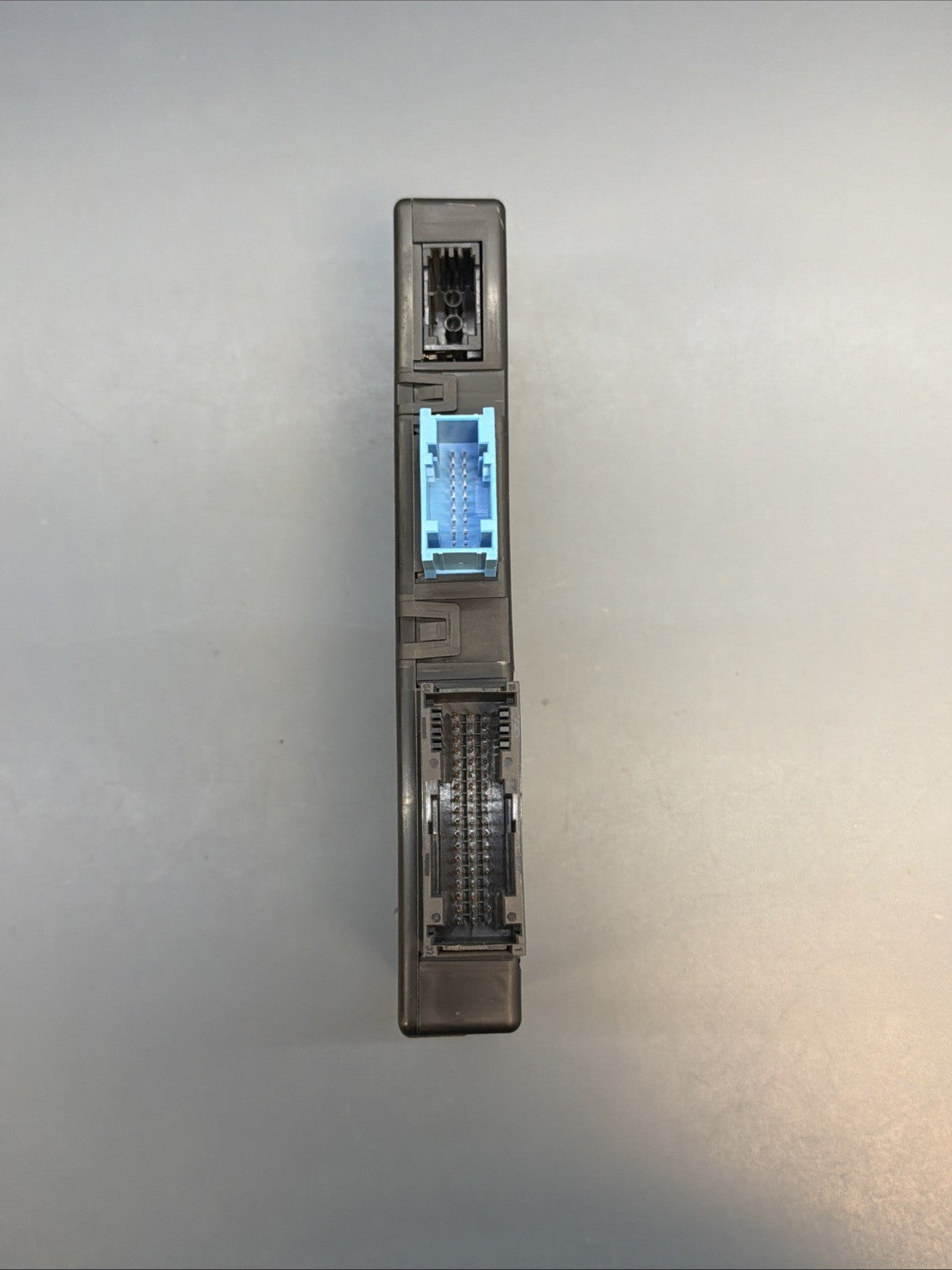 11 12 13 14 15 16 17 BMW X3 Central Gateway Module 6135 9266410