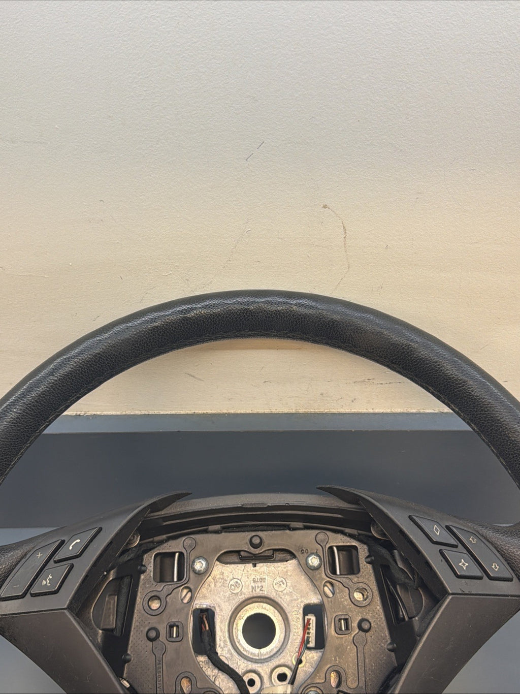 BMW OEM E60 525I STEERING WHEEL LEATHER BLACK 6953322