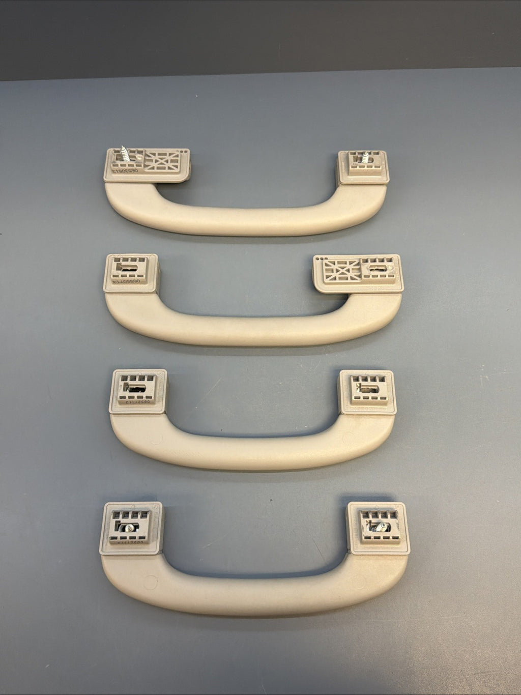 2011-2015 BMW X1 E84 INTERIOR ROOF GRAB HANDLES SET OF 4 GREY 9143530