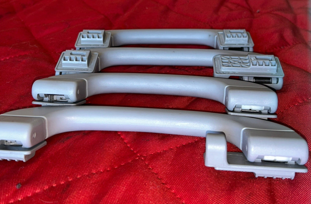 06-11 BMW E90 328I 335I INTERIOR ROOF GRAB HANDLE 7033659 OEM SET OF 4 GREY
