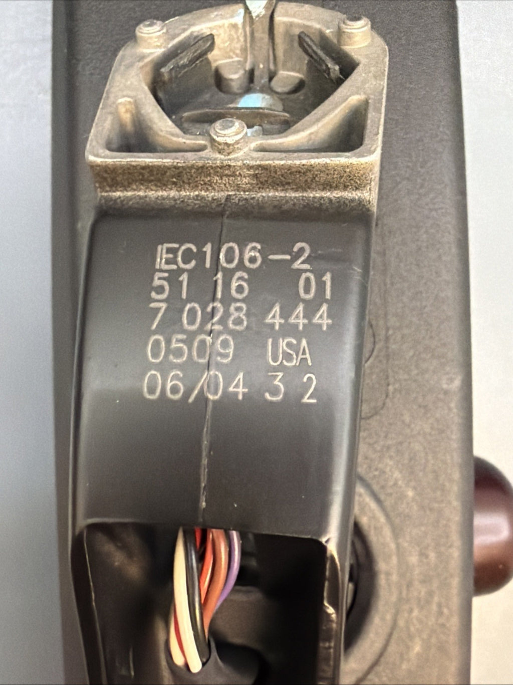 2004–2010 BMW E60 E61 E65 E66 AUTO‑DIM REAR VIEW MIRROR HOMELINK OEM 7028444