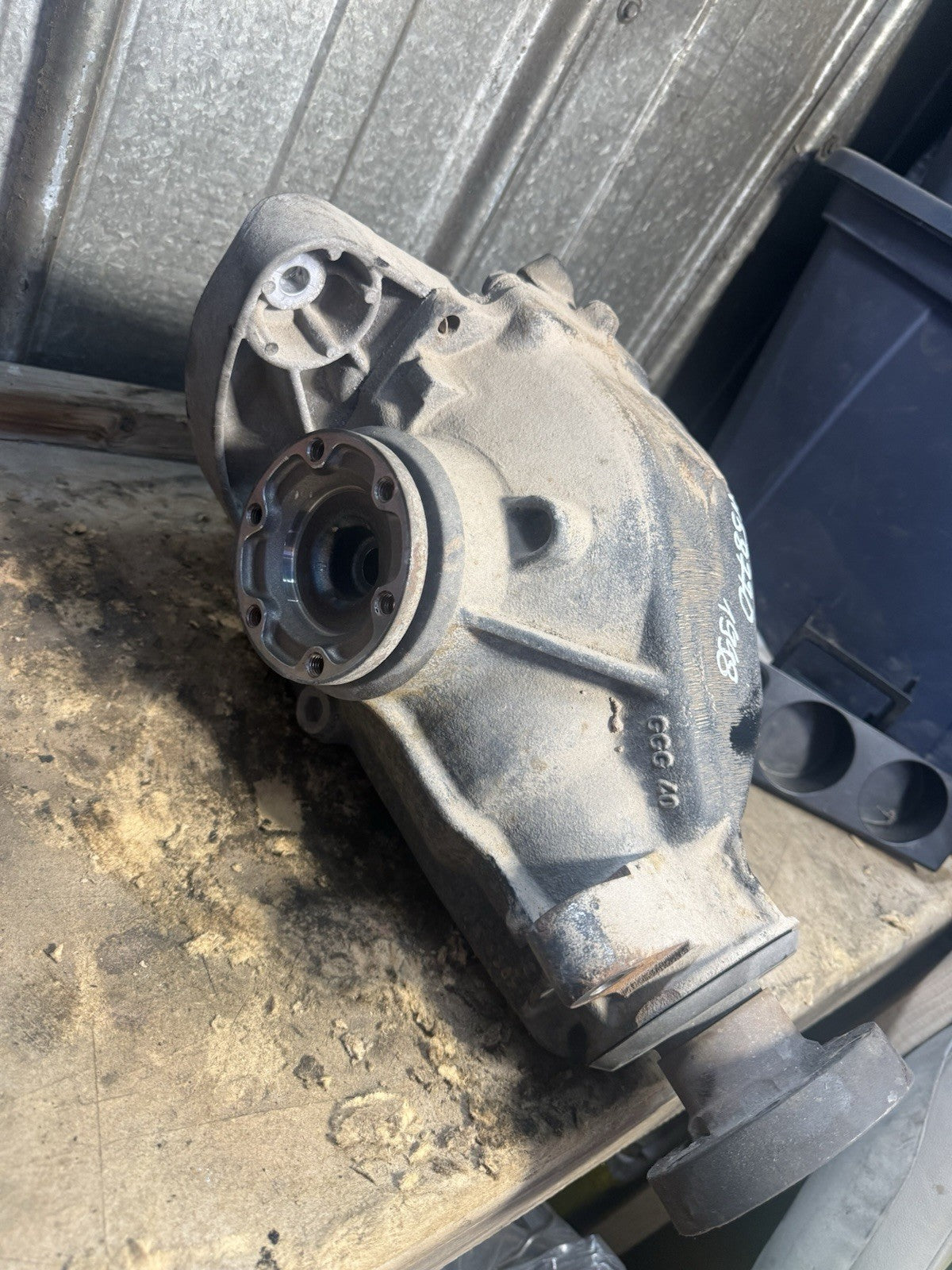 BMW E39 540i Rear Final Drive Differential 2.81 Open 1997-2003 OEM