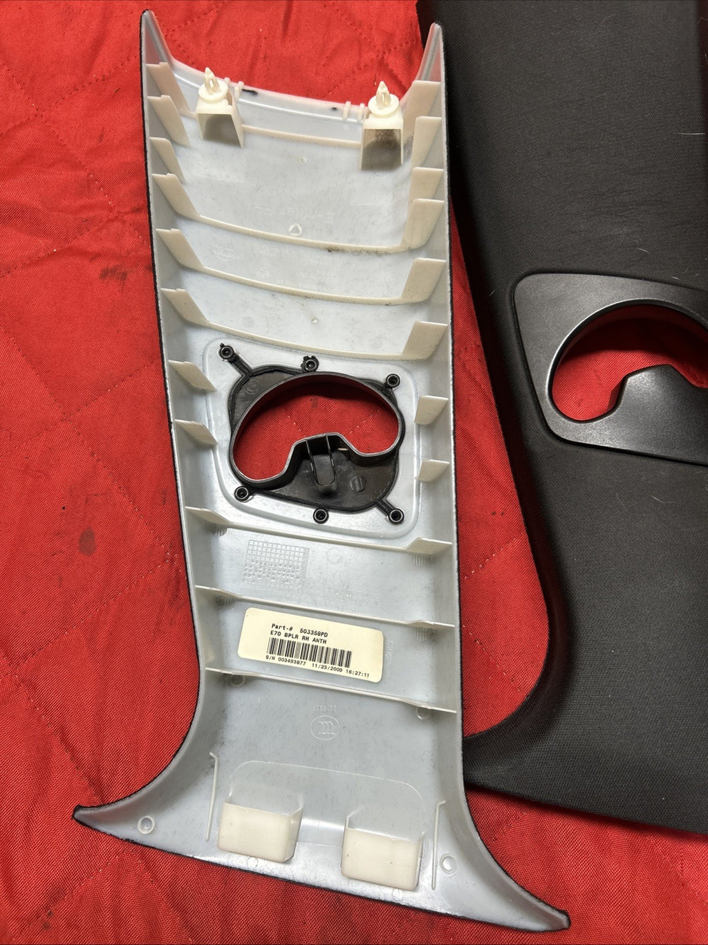07-13 BMW X5 LEFT&RIGHT UPPER B PILLAR TRIM PANEL 7129751 7129752 BLACK