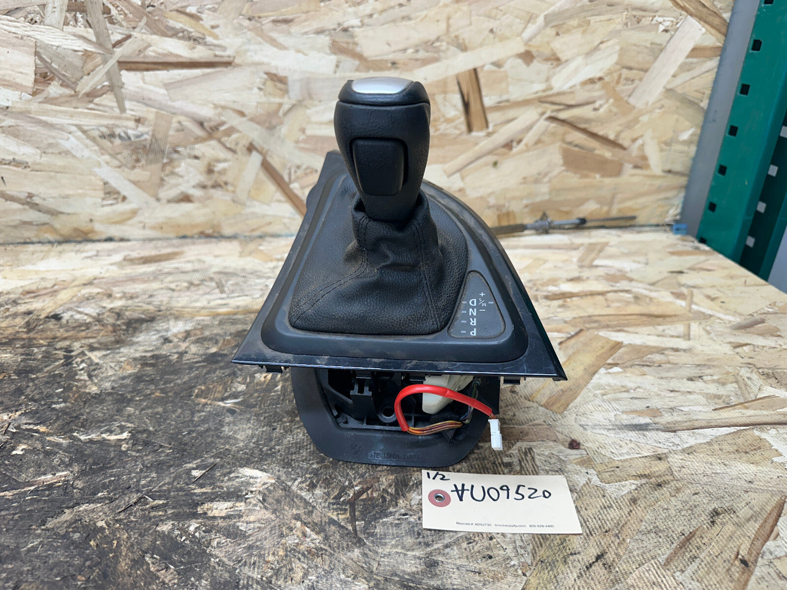BMW 10-13 E81 E87 E88 E82 1 SERIES AUTOMATIC GEAR SHIFTER/SELECTOR OEM 7603622