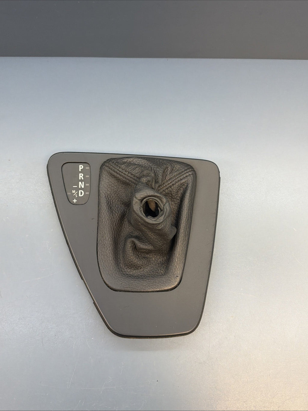 2007-2013 BMW E90 E92 E93 328i Automatic Gear Shifter Trim Bezel 7155643 Oem
