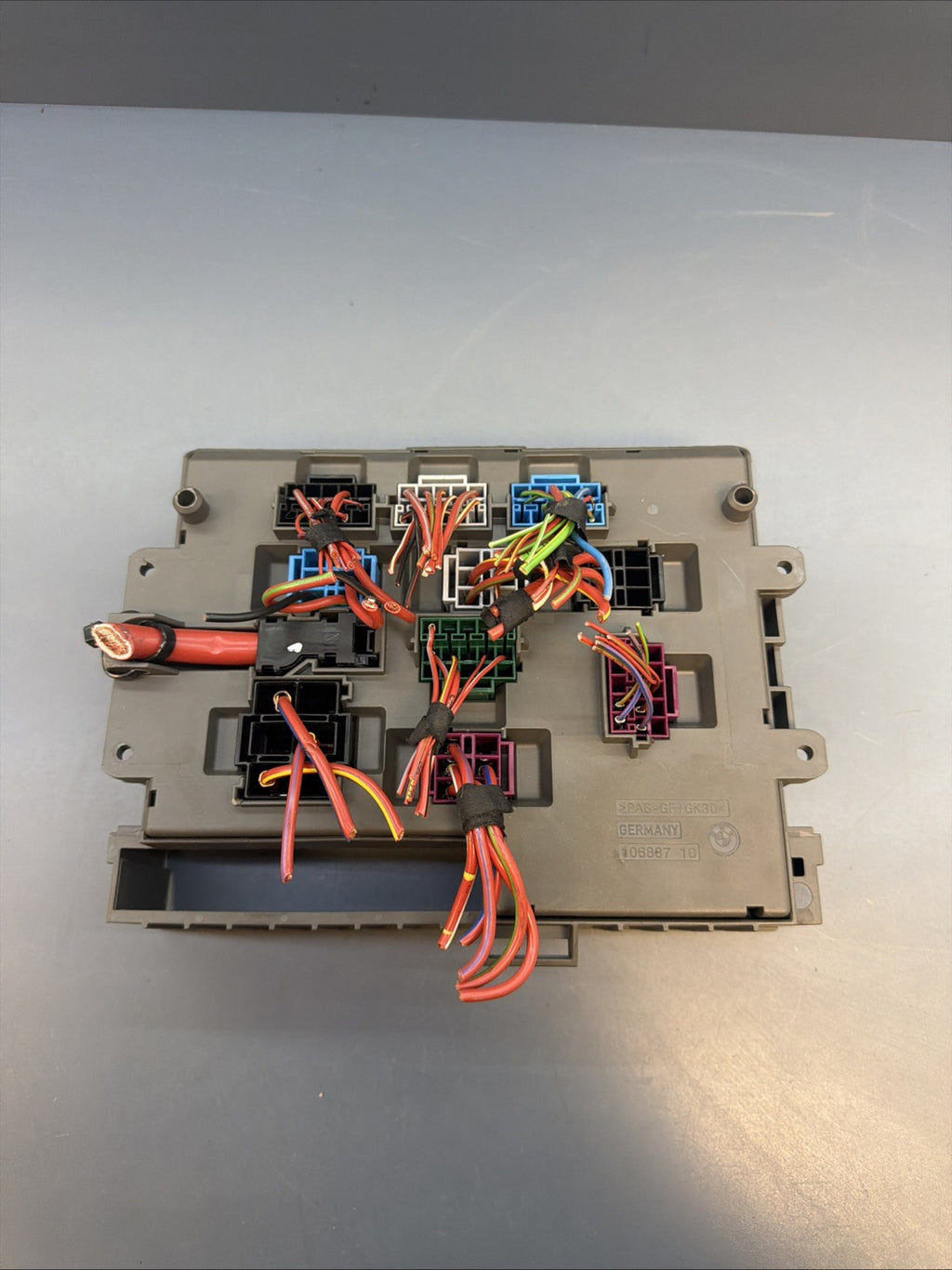 BMW 1 3 X1 Series E90 E91 E84 E87 Fuse Box Front Power Distribution 9119444