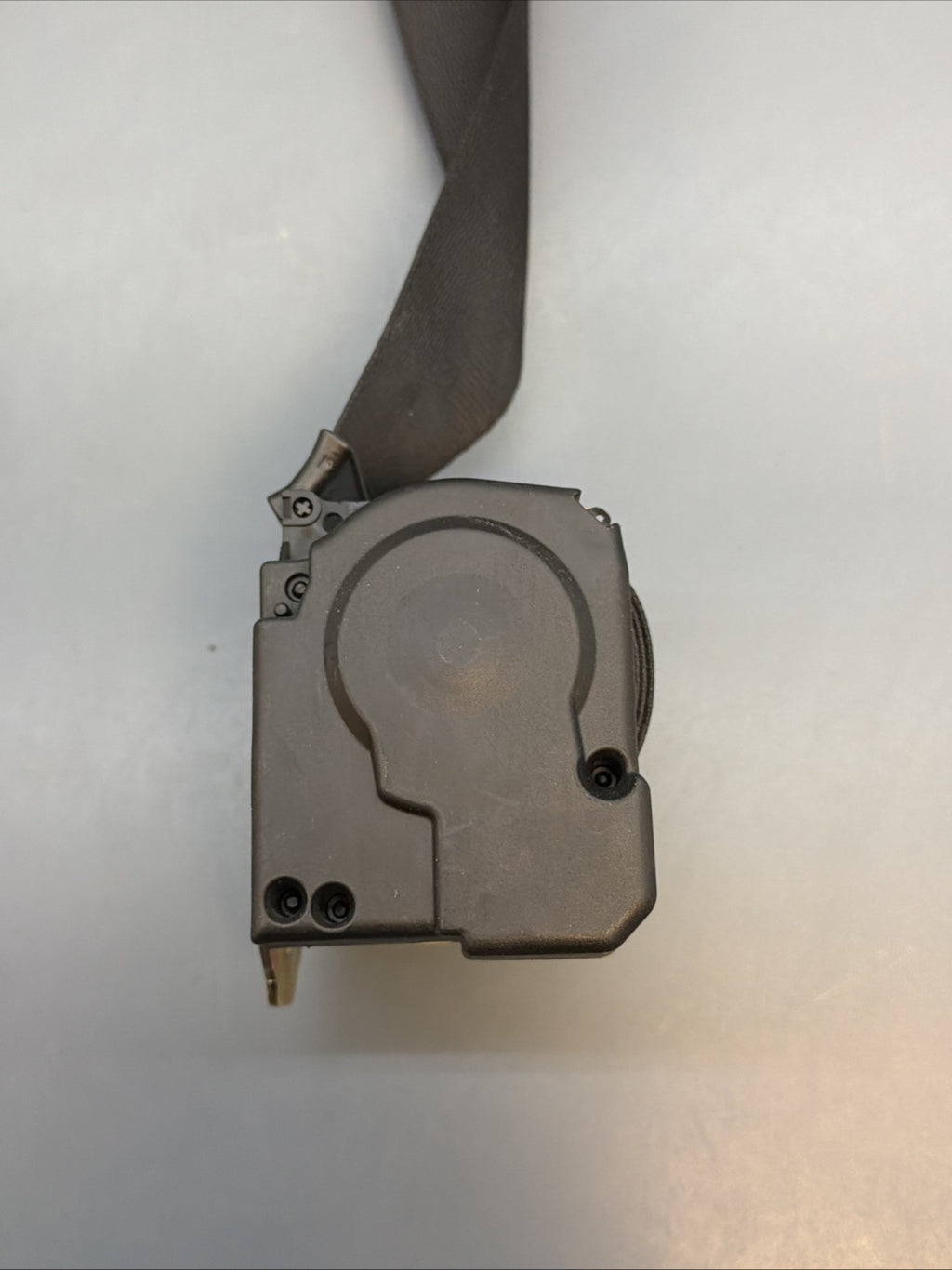 03-08 BMW Z4 E85 E86 Front Right Passenger Side Seat Belt Retractor 7057110 OEM