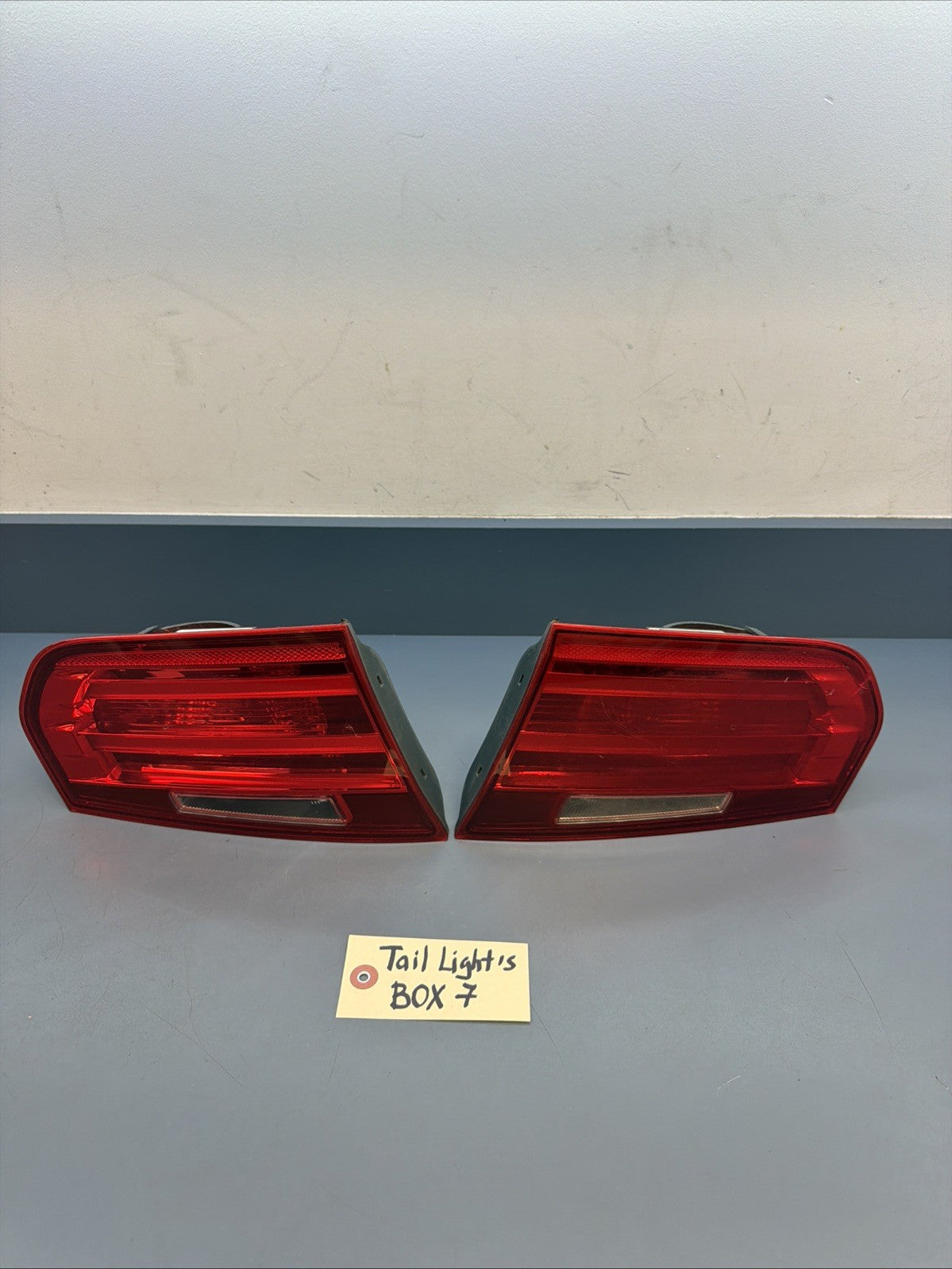 12-2015 BMW F30 3-SERIES REAR INNER LEFT & RIGHT TAIL LIGHT SET 7259915 7259916