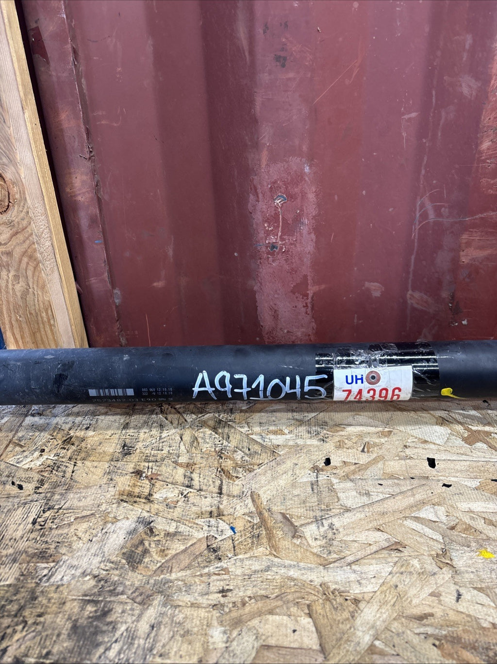 OEM Rear Drive Shaft Prop Drive Shaft For BMW 3 SERIES E90 2610 7573482 AWD