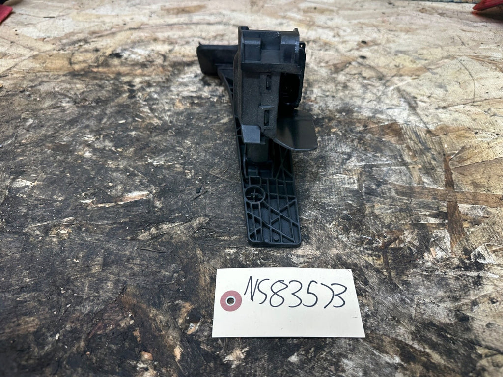 BMW F30 F31 F34 2012-2019 THOTTLE GAS ACCELERATION PEDAL OEM 3543-6853175
