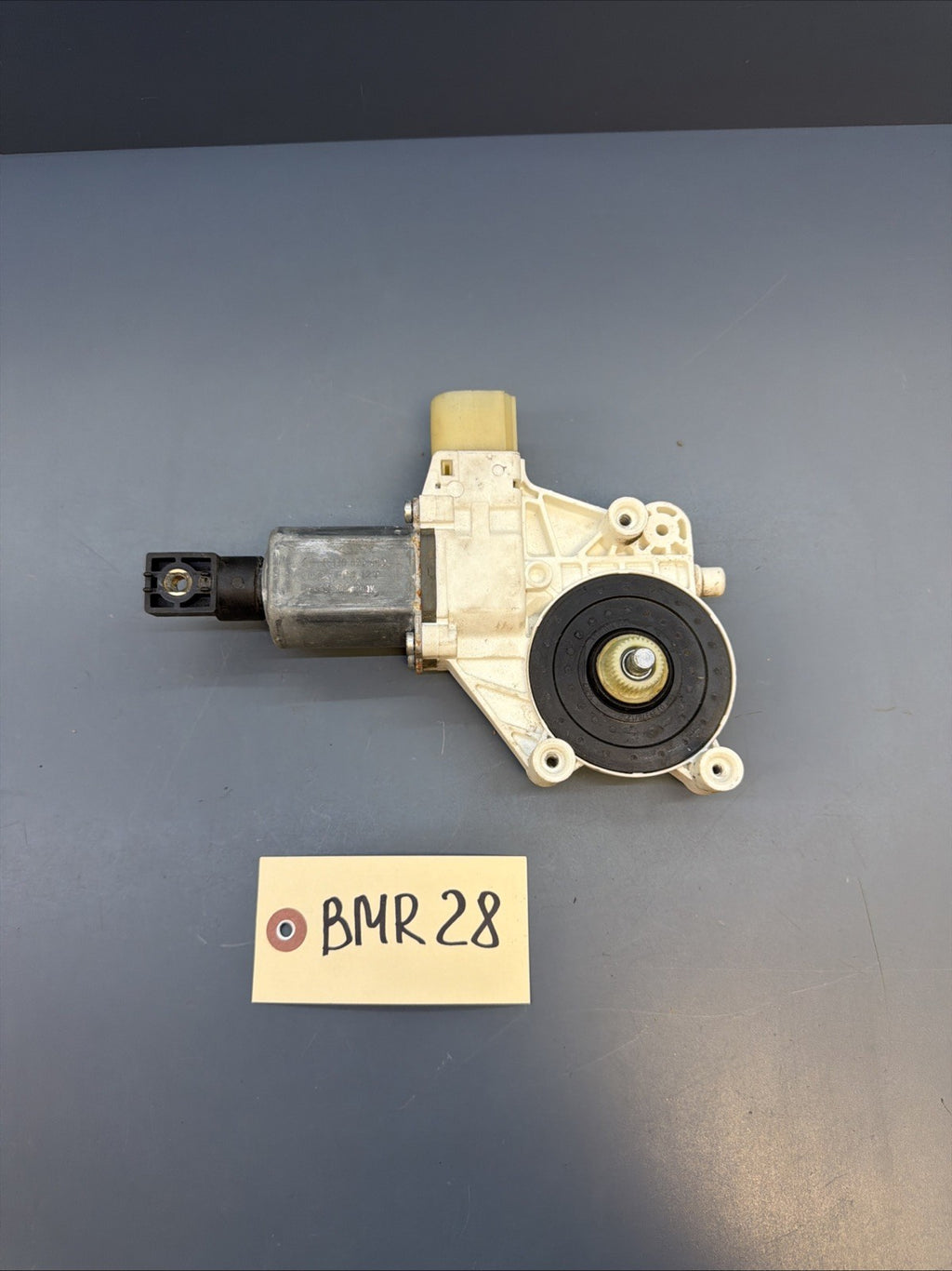 09 2010 2011 2012 2013 BMW E92 Motor Window Regulator Left Driver 0130822402 OEM