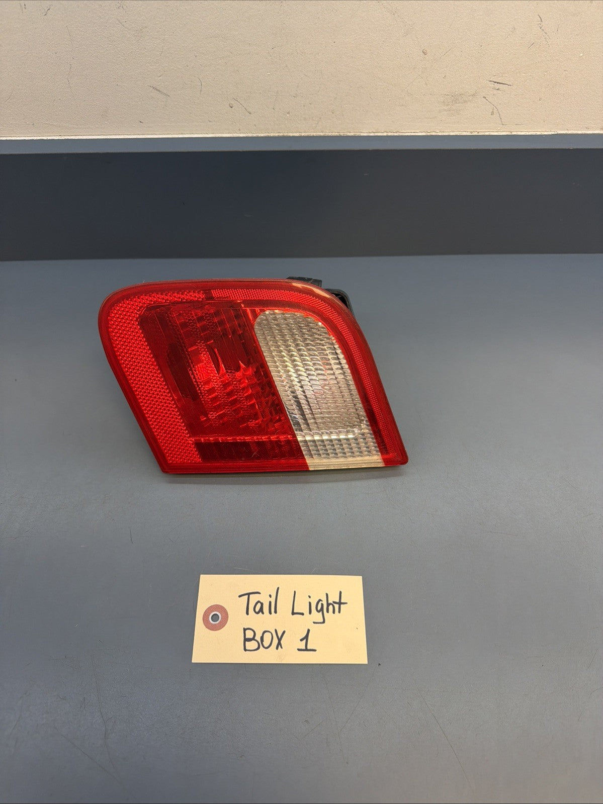 2000-2001 BMW E46 328 Right Passenger RH Side Inner Tail Light Oem SEDAN 8364924