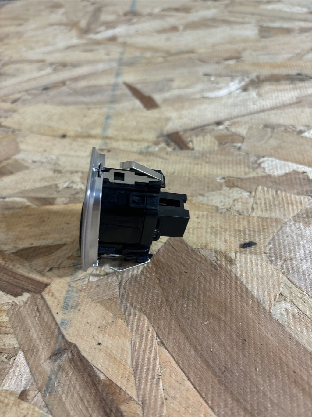 12-15 BMW 320i 328i 335i F30 ENGINE START STOP IGNITION SWITCH BUTTON 9250734OEM