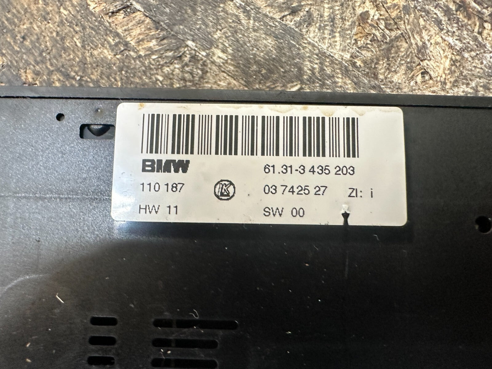 BMW 03-10 E83 X3 CENTER CONSOLE HEATED SEATS HILL DESCENT PANEL 3435203/3435201