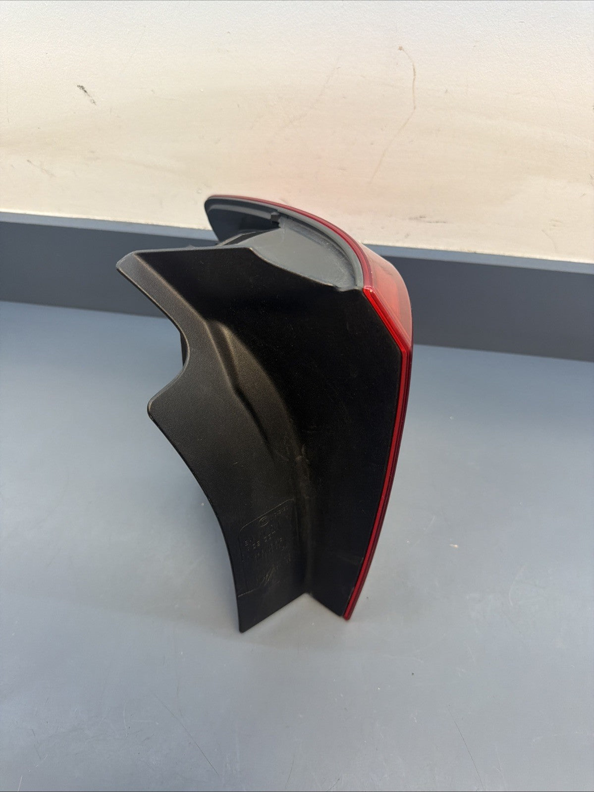 2013 2014 2015 BMW E84 X1 REAR RIGHT OUTER TAIL LIGHT ASSEMBLY OEM 2990112