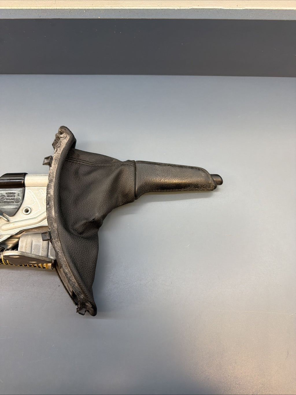 BMW E82 E88 128i 135i E90 E91 E92 E93 328i 335i HANDBRAKE LEVER ASSEMBLY 6764924