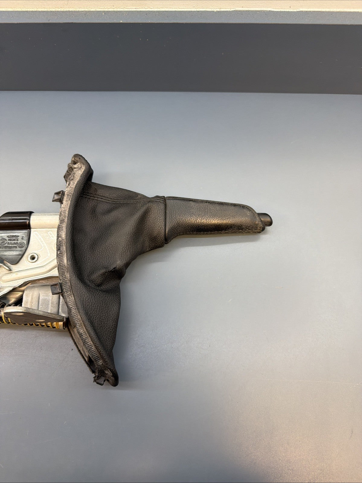 BMW E82 E88 128i 135i E90 E91 E92 E93 328i 335i HANDBRAKE LEVER ASSEMBLY 6764924