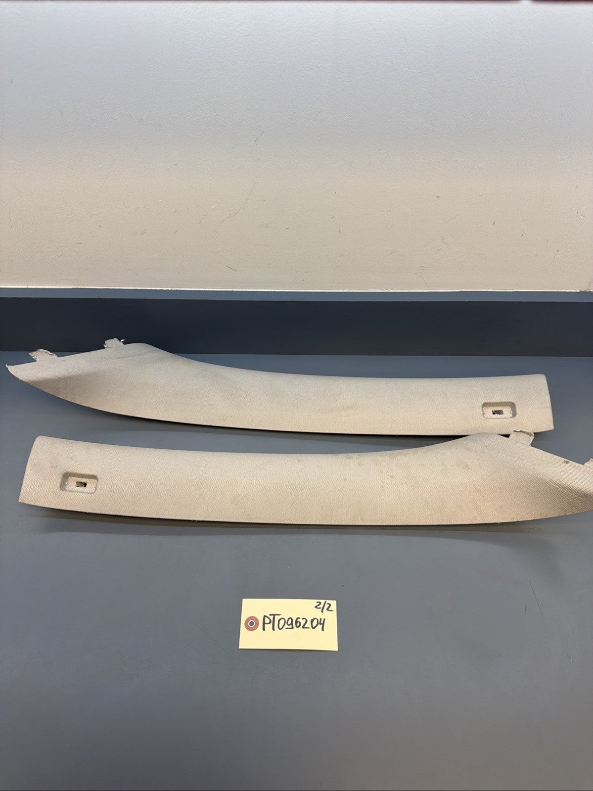 BMW E90 3 Series 4dr Front Left & Right A Pillar Cloth Trim 7058332 7058331 GRAY