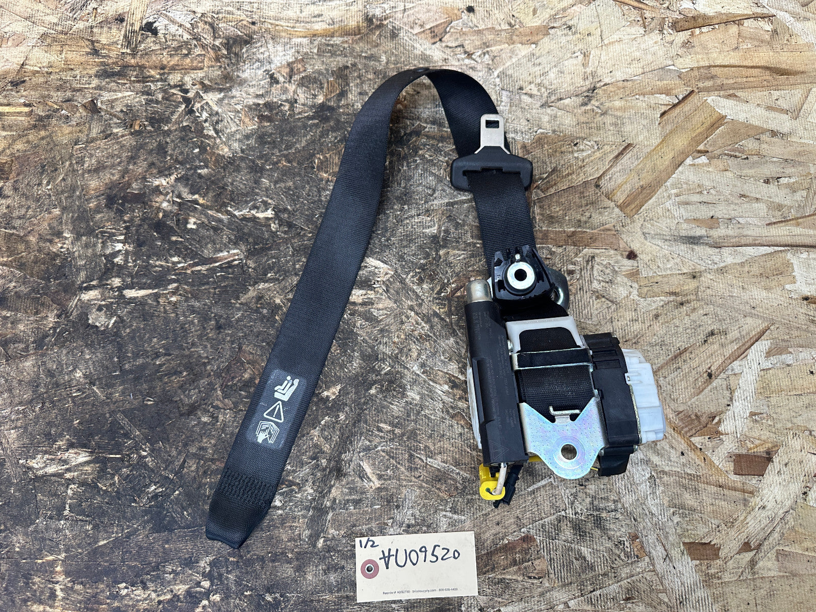 BMW 07-13 1 SERIES FRONT RIGHT PASSENGER SEAT BELT RETRACTOR BLACK OEM 9171976