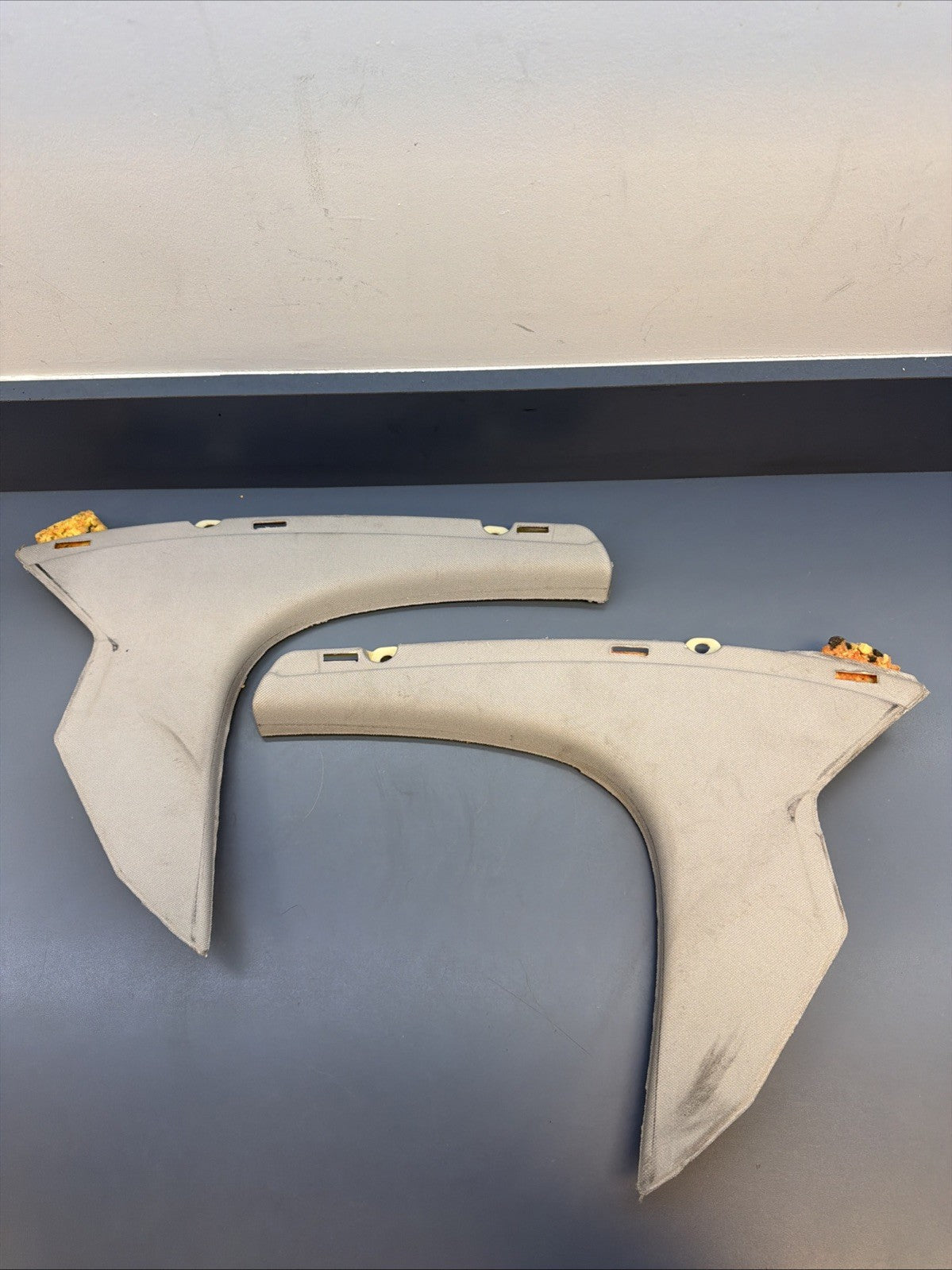 BMW 03-10 E60 5 SERIES LIGHT GRAY C PILLAR TRIM PIECES 2PC OEM 7027092+7027091