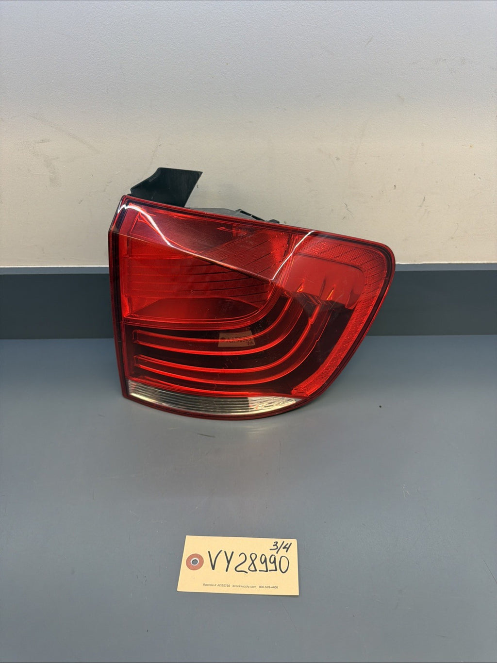 2013 2014 2015 BMW E84 X1 REAR RIGHT OUTER TAIL LIGHT ASSEMBLY OEM 2990112