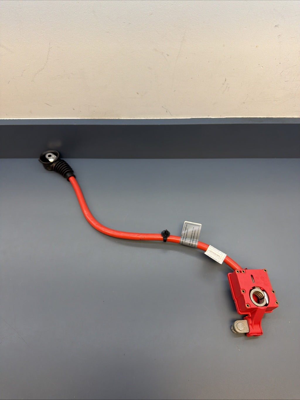 2011-2016 BMW 528i 535i 550i F10 M5 Trunk Positive Battery Cable 9217036 OEM