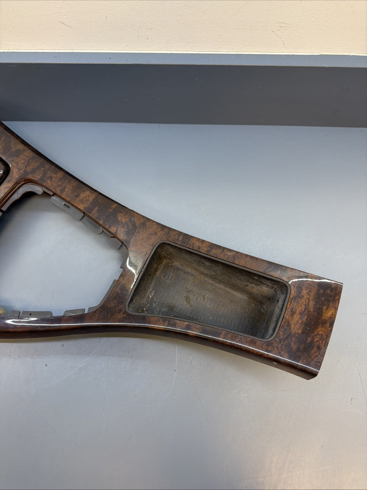 06-13 BMW E90 E92 330d 335i Centre Console Trim Ashtray 7078571 OEM IDRIVE