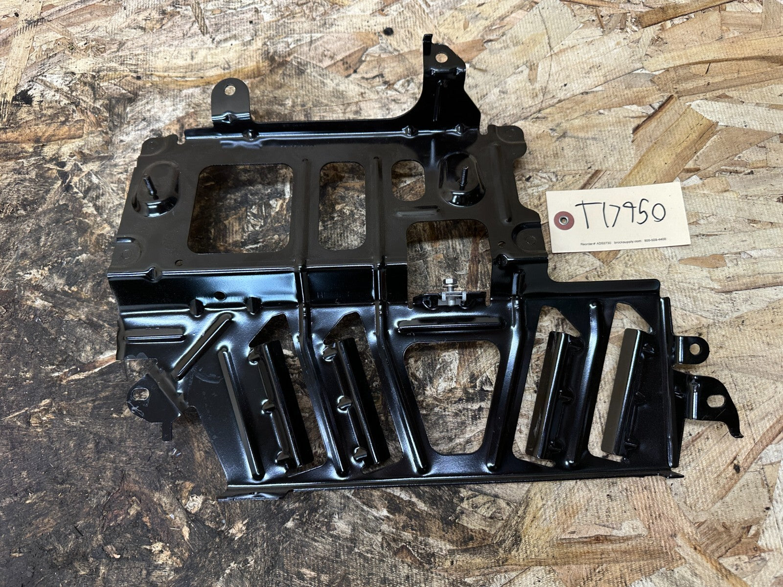 BMW X3 F25 AMPLIFER/BT/REAR CAMERA BRACKET HOLDER ONLY OEM 9188582