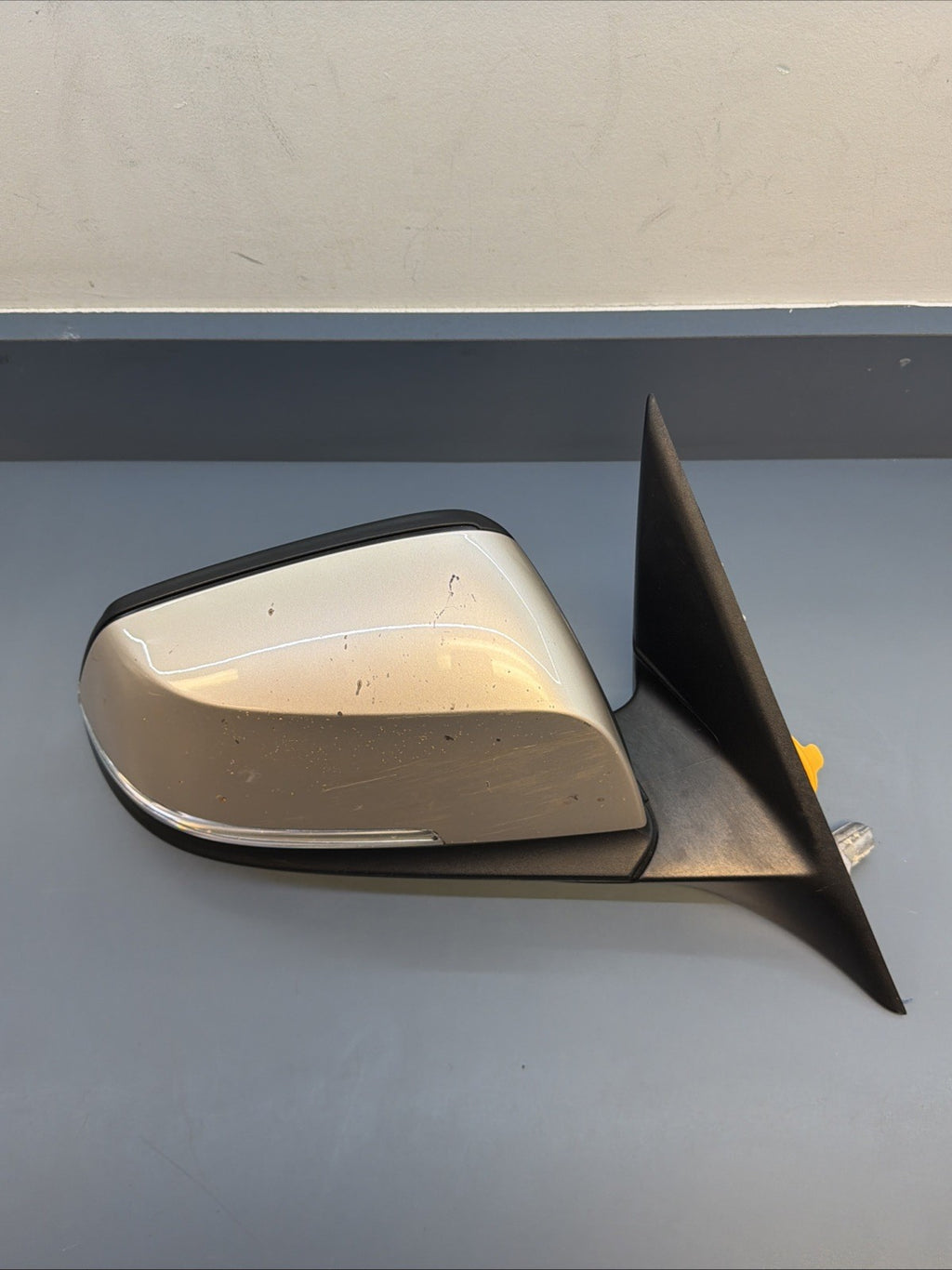 2012-2016 Bmw 328i 320i Right Passenger Side View Power Mirror E021185