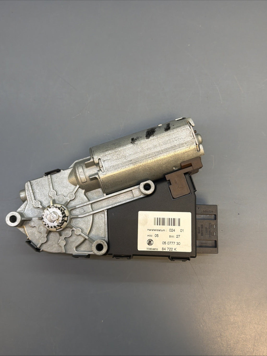 99-06 BMW E46 325 330 SUN ROOF SUNROOF MOTOR ACTUATOR OEM 6910471