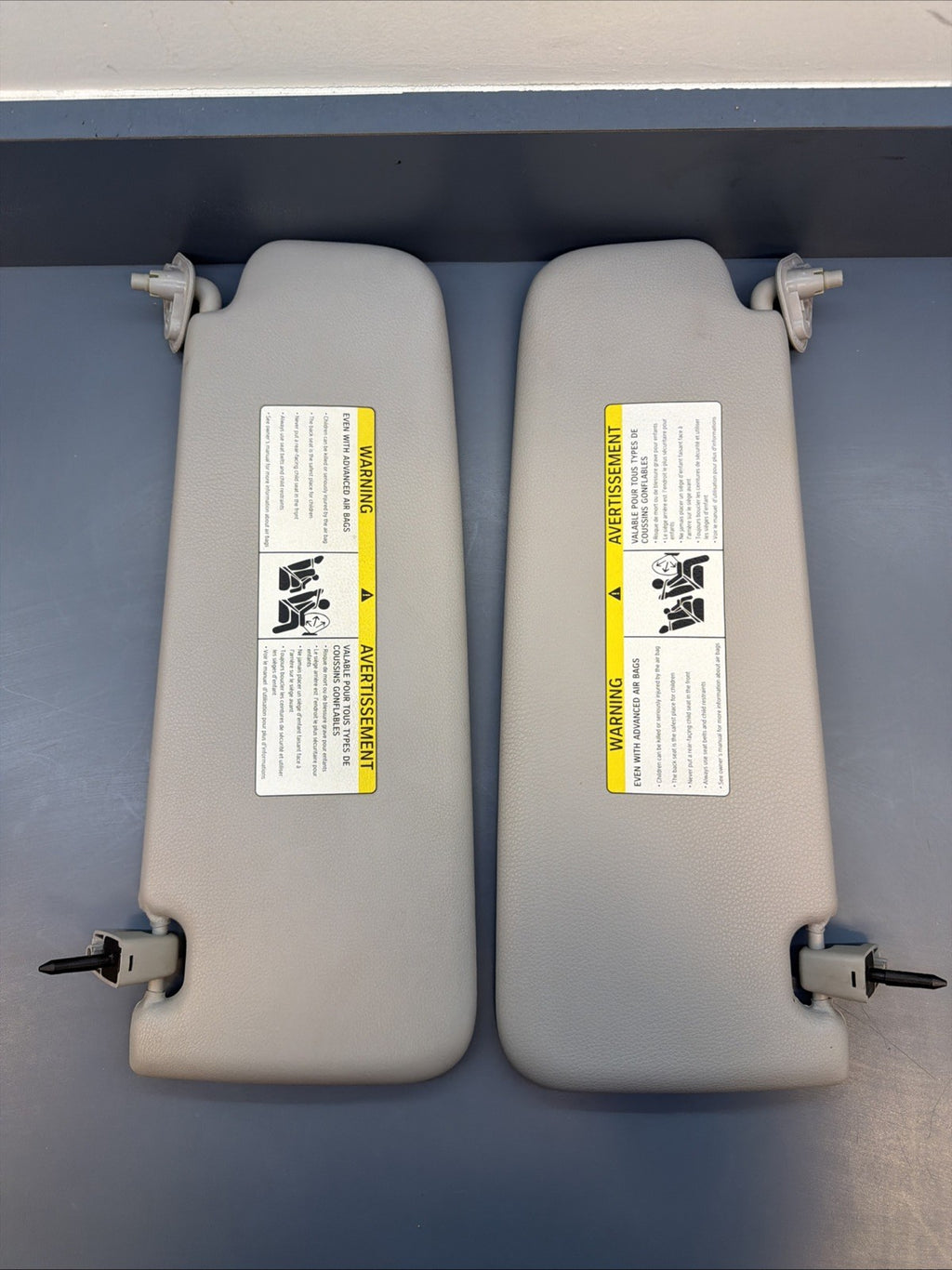 OEM 2012-2015 BMW X1 E84 Front Left Driver Side Upper SHADE Cover Sun visor PAIR