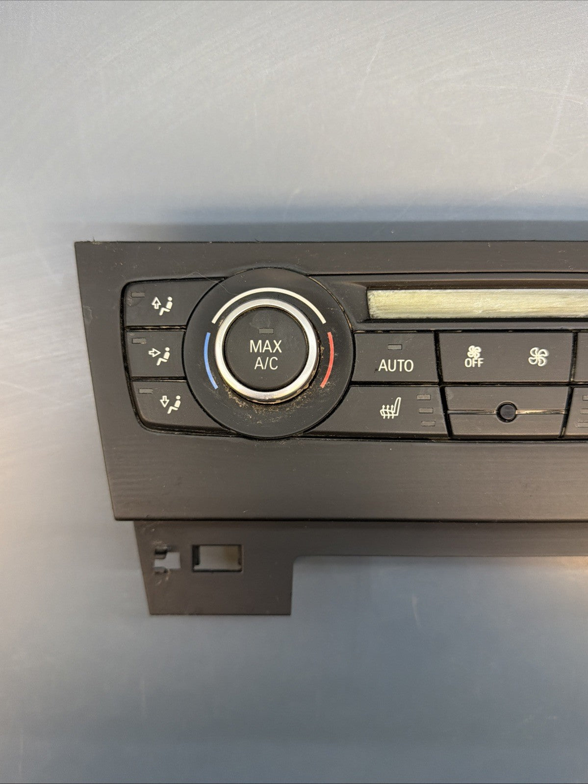 12 13 14 15 BMW X1 3 1 SERIES CLIMATE CONTROL HEATED SEATS OEM 9287624